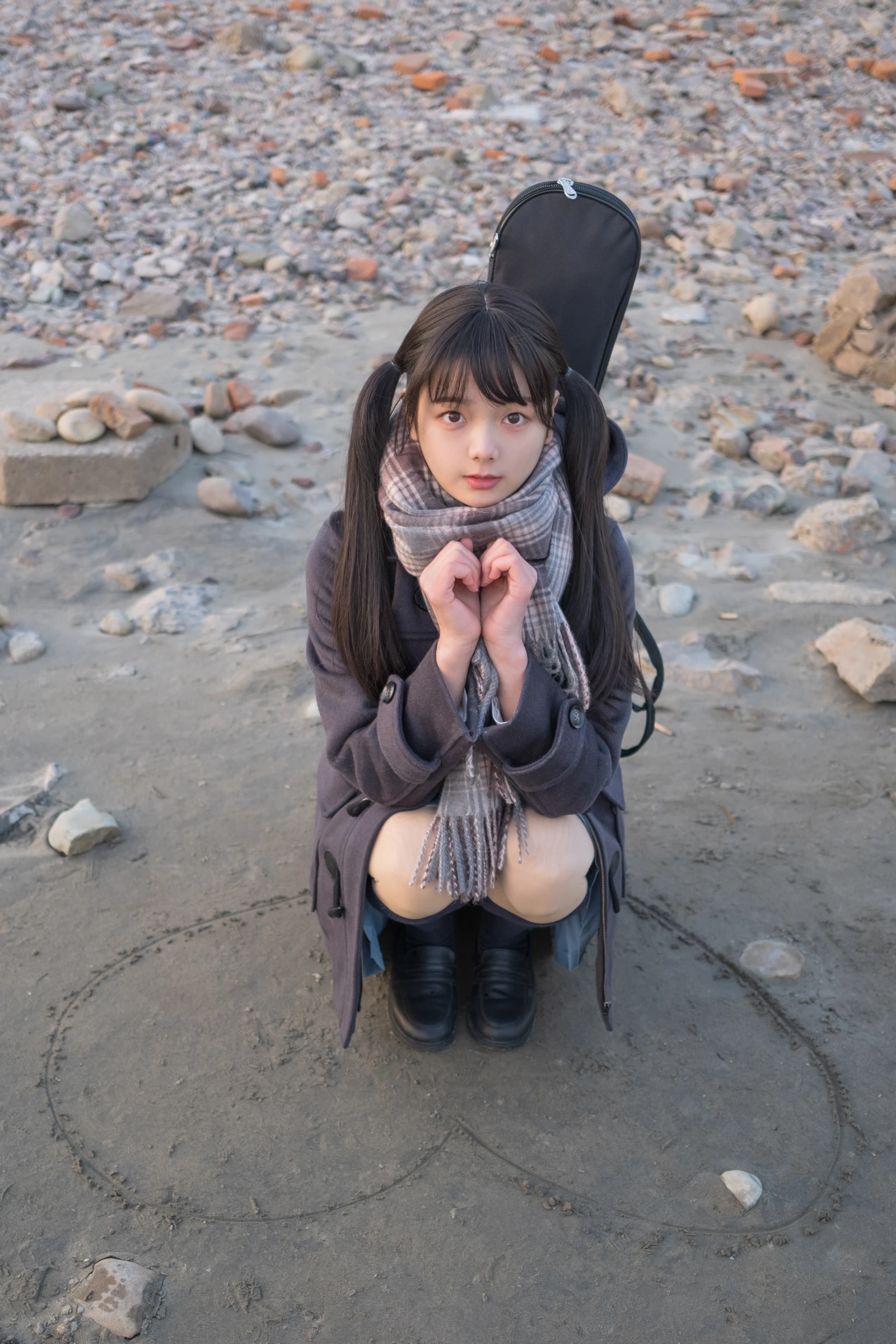 柴系小乖(稚乖画册)---赤西夜夜-吉他少女-[83P1V-1.53GB]-6.webp